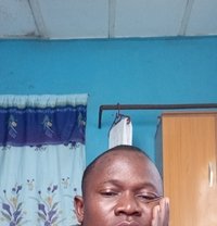 Man on Fire - Intérprete transexual de adultos in Asaba