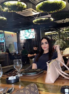 Manal 🇮🇶 iraqi - puta in Muscat Photo 2 of 5