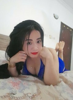 Manali - escort in Doha Photo 3 of 4