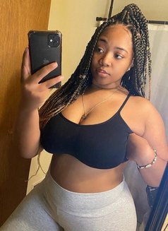 Manam in Mabela - escort in Muscat Photo 1 of 3