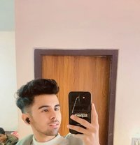 Manav - Male escort in New Delhi