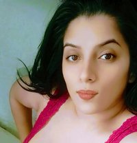 Manavi - escort in Pune