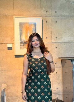 Mandakini - escort in Chennai Photo 3 of 3