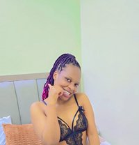 Mandy - escort in Riyadh Photo 1 of 7