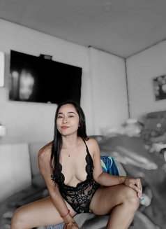 Mandy - puta in Ko Tao Photo 2 of 5