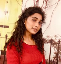 Maneesha - puta in Hyderabad