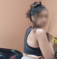 Maneesha Independent - puta in Colombo