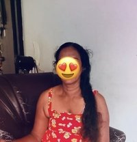 Manel and Tharu - escort in Colombo