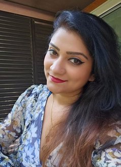 Priyanka Escorts service and call girls - Agencia de putas in Mangalore Photo 3 of 3