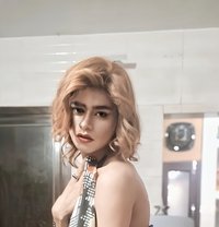 Mani Arora - Transsexual escort in New Delhi