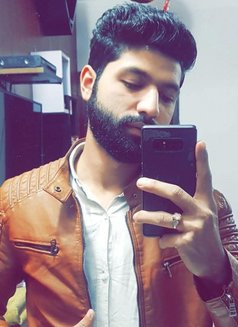 Mani Dada - Male escort in Dubai Photo 4 of 4