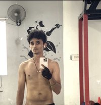 Mani - Acompañantes masculino in Coimbatore