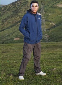 Manik - Male escort in Bareilly Photo 2 of 3