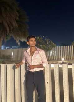 Manikanda - Male escort in Chennai Photo 4 of 9