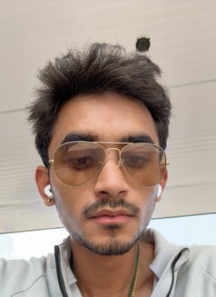 Manikanda - Male escort in Chennai Photo 6 of 9