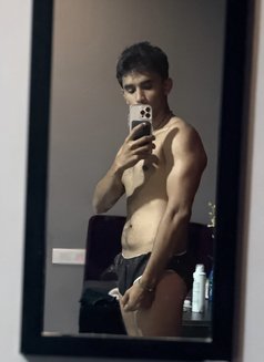 Manikanda - Male escort in Chennai Photo 6 of 6