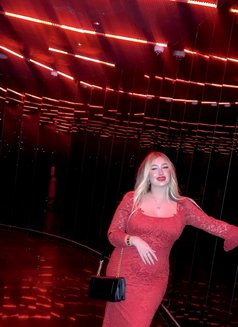 Manila Arabia (anal for extra) - puta in Dubai Photo 2 of 10