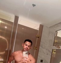 Manila Escort Guy - Male escort in Manila