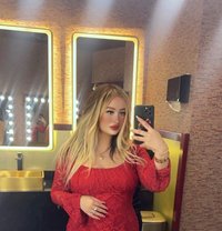 Manila full service - escort in Dubai Photo 3 of 6