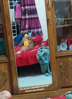 Manish D | Escort & Massage - Acompañantes masculino in New Delhi Photo 4 of 9