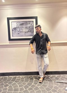 Manish - Male escort in Bangalore Photo 2 of 3