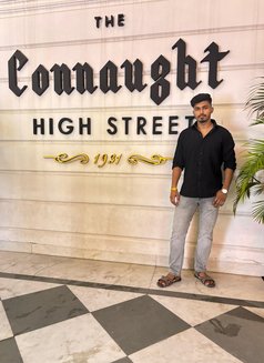 Manish - Male escort in Bangalore Photo 3 of 3