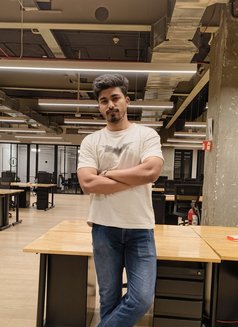 Manish - Male escort in Bangalore Photo 4 of 4