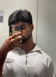Manish - Male escort in Bangalore Photo 1 of 3
