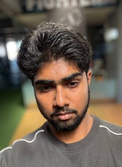 Manish - Male escort in Bangalore Photo 2 of 3