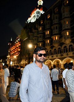 Manish - Acompañantes masculino in Gurgaon Photo 2 of 3