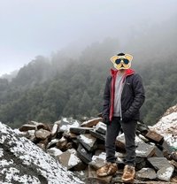 Manish - Male escort in Dubai
