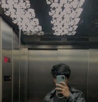 Manish - Male escort in Dubai