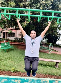 Manish Yadav - Male adult performer in Gurgaon Photo 4 of 6