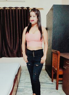 Manisha Independent Cam and Real Meet - escort in Kolkata Photo 6 of 9