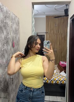 Manisha - escort in Chennai Photo 4 of 4