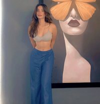 Manisha - companion in Dubai