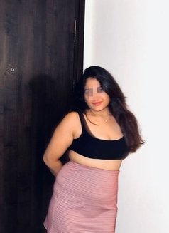 Manisha - escort in Navi Mumbai Photo 2 of 3