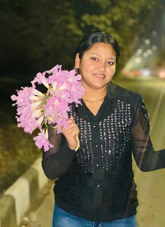 Manisha - escort in Surat Photo 3 of 4