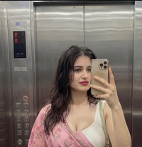 Manisha Kumari - escort in Chennai