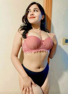 Manisha Patel - puta in Hyderabad Photo 2 of 2