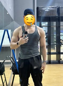 Manit - Male escort in New Delhi Photo 3 of 5