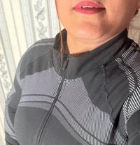 Manjeet Kaur real meet & cam - escort in New Delhi