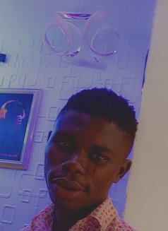 ManLikeBold - Male escort in Lagos, Nigeria Photo 4 of 11