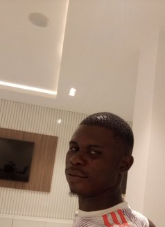 ManLikeBold - Male escort in Lagos, Nigeria Photo 10 of 11