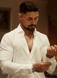 Manly Balkan Xl - Male escort in Dubai Photo 5 of 10