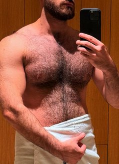 Manly | Discreet | Confidential - Masajista in Dubai Photo 14 of 15