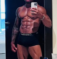 Manly hot - Acompañantes masculino in Riyadh Photo 13 of 13