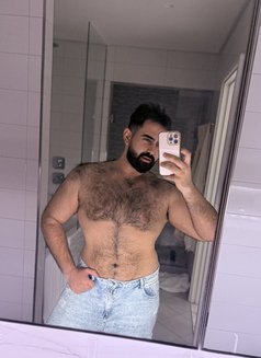 Manly - Acompañantes masculino in Dubai Photo 7 of 8