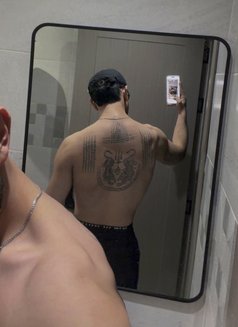 Manly XL - Male escort in Riyadh Photo 8 of 9
