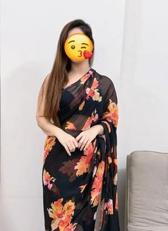 Mannat New Model in JVC - escort in Dubai Photo 2 of 8